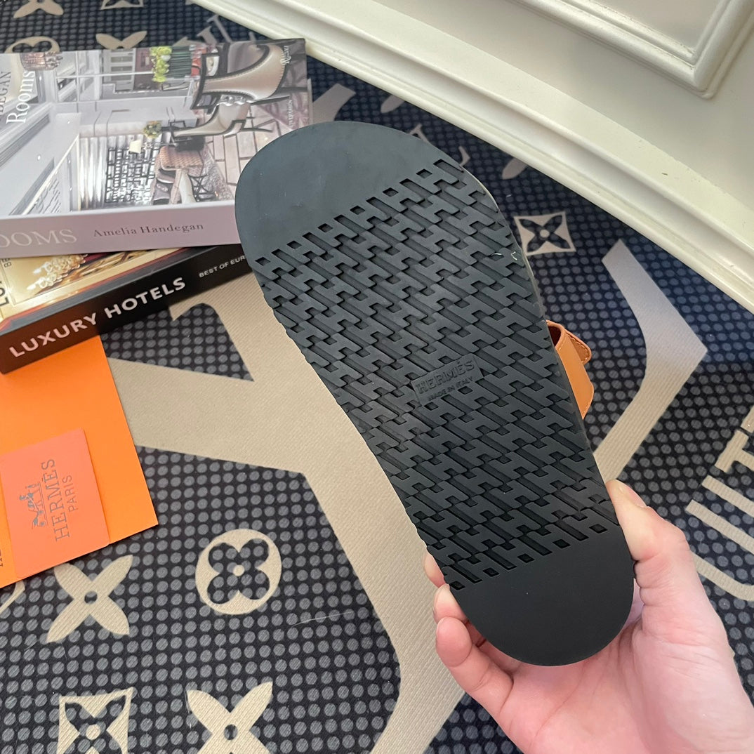 14H2ZDE Stylish sandals