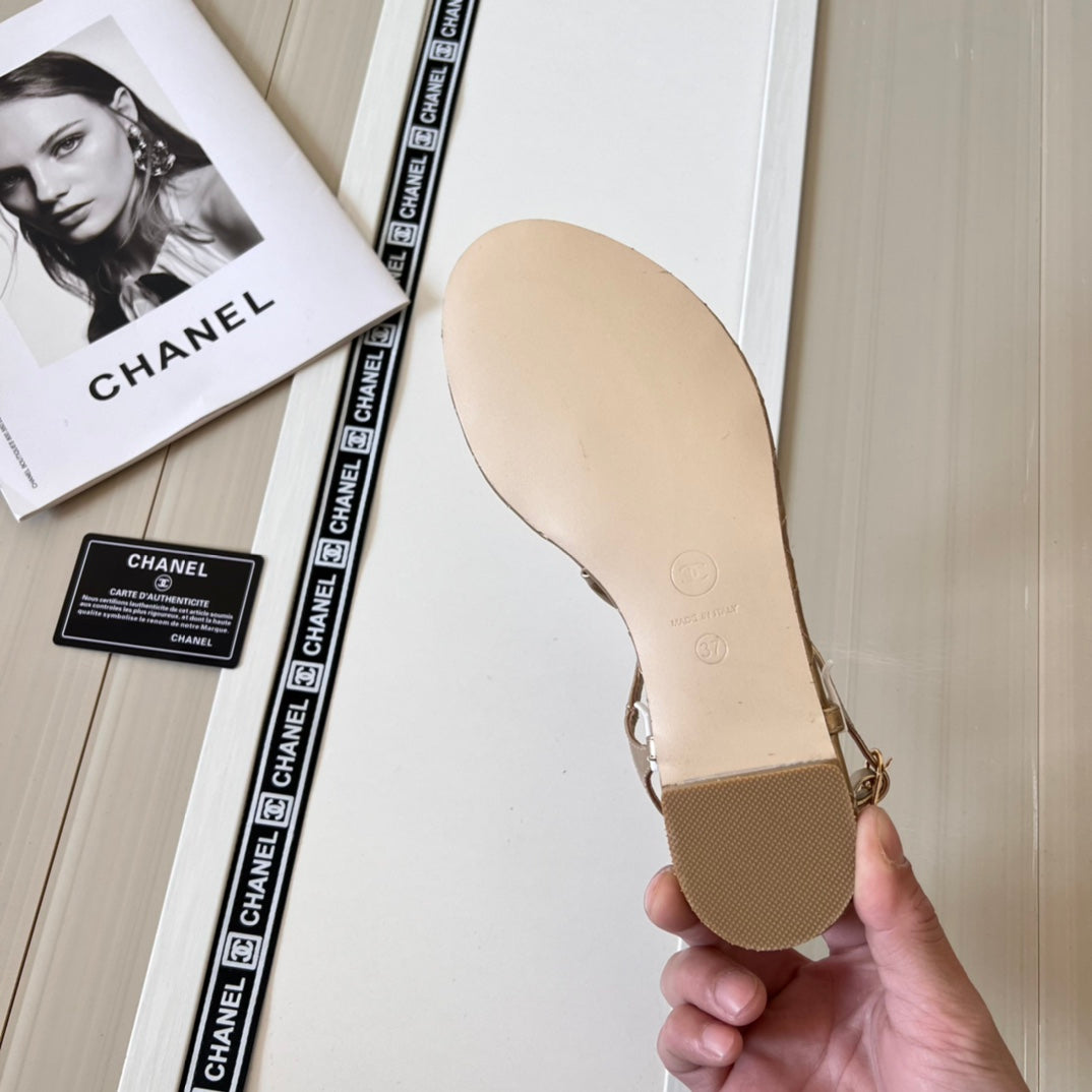 14C213ZDE Stylish sandals