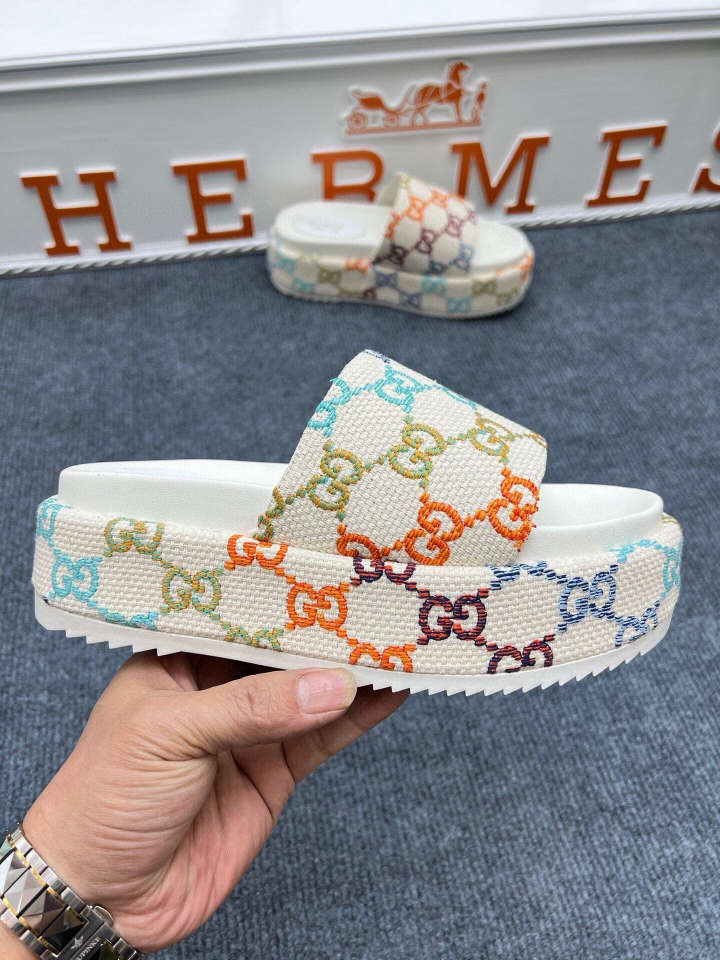 54B122ZDE Stylish slippers  Sole thickness 5.5cm