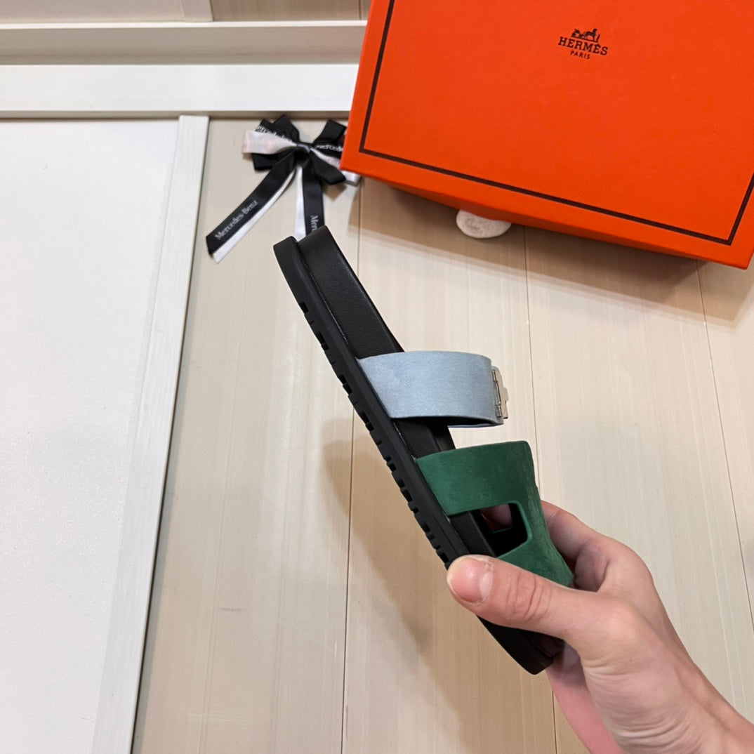 14H207ZDE Stylish Slippers