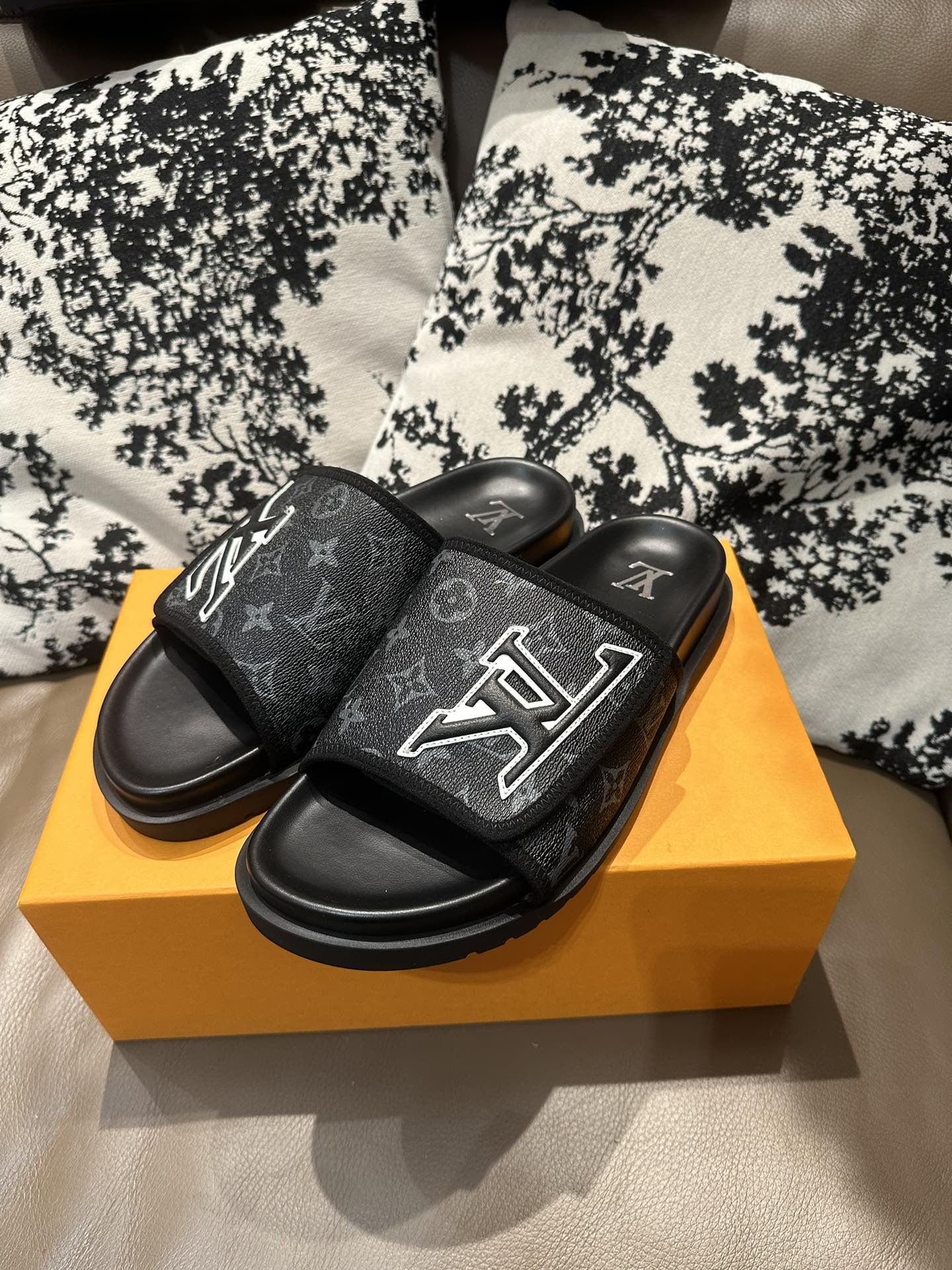 285ZE28ZDE Stylish leather Shoes