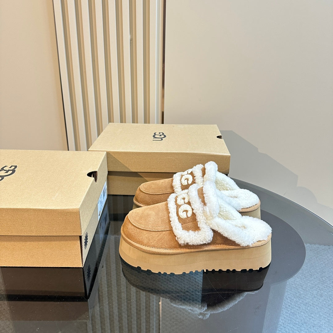 1JU24ZDE Stylish Slippers