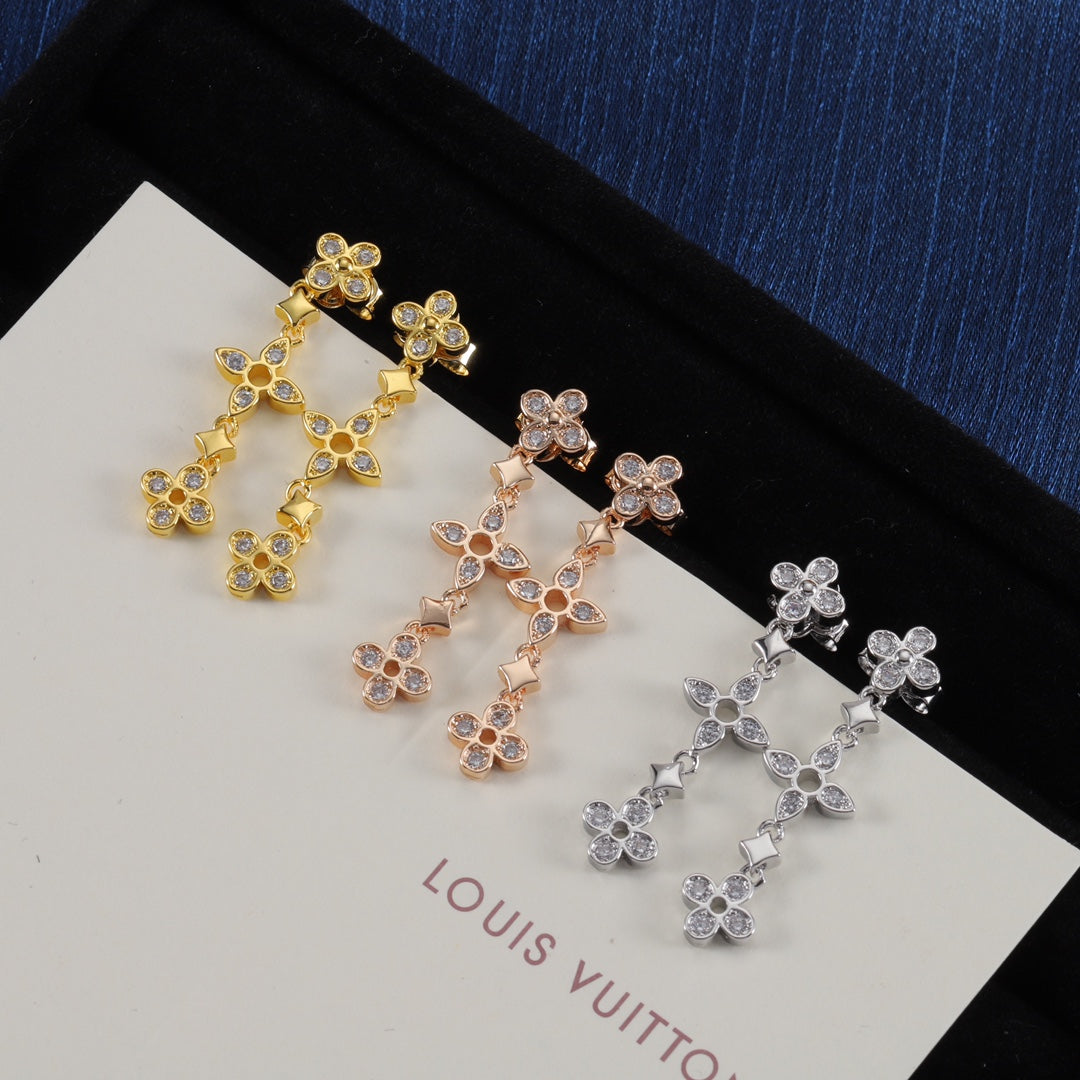 14E1099EDE Stylish Earrings