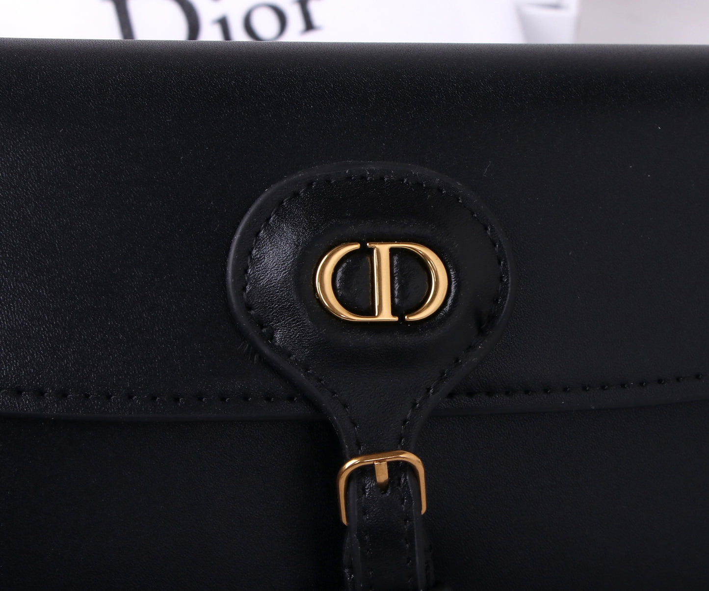 155ND53BDE Stylish leather bag