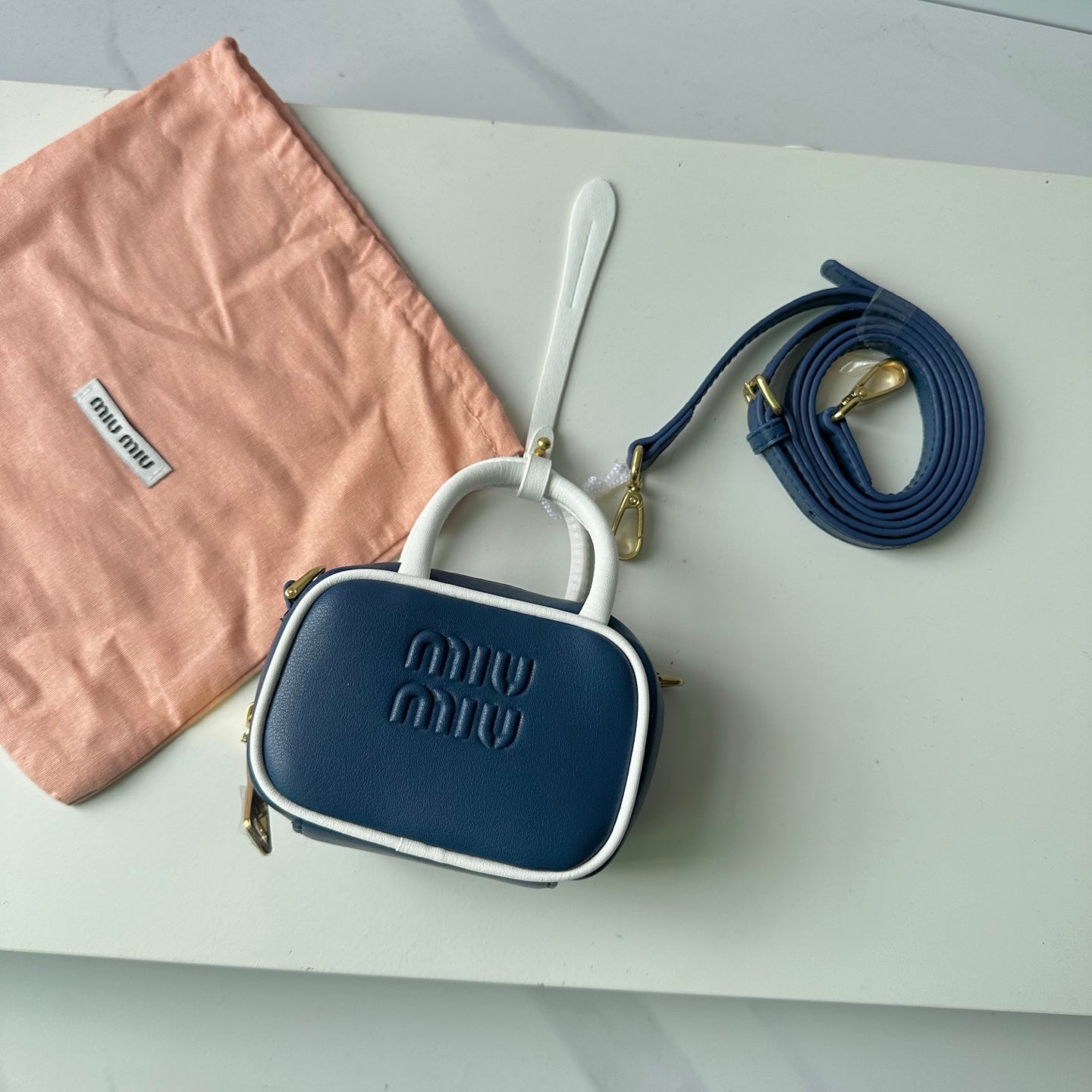 155NA55BDE Stylish leather bag