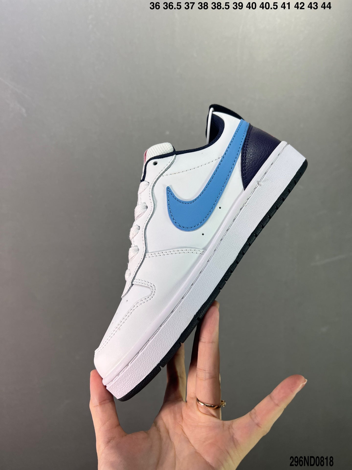 4YN40ZDE Stylish Sneakers (No Box, August-October Big Sale)
