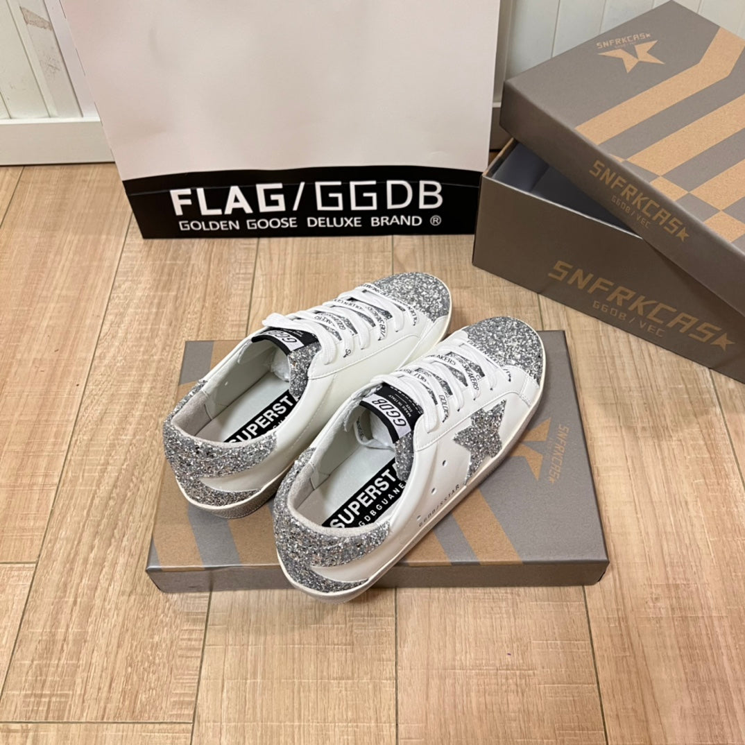 14GE111ZDE Stylish shoes