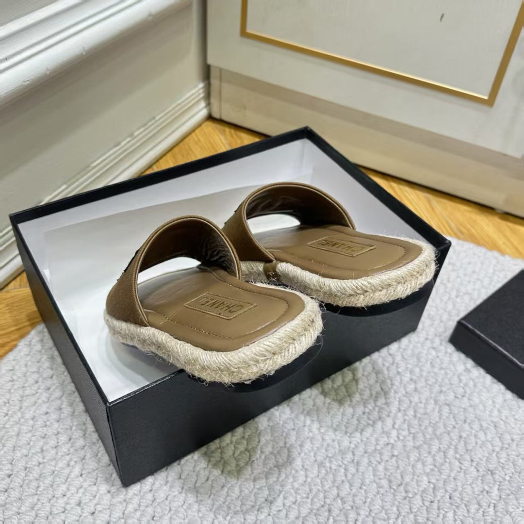 255QC43ZDE Stylish leather shoes
