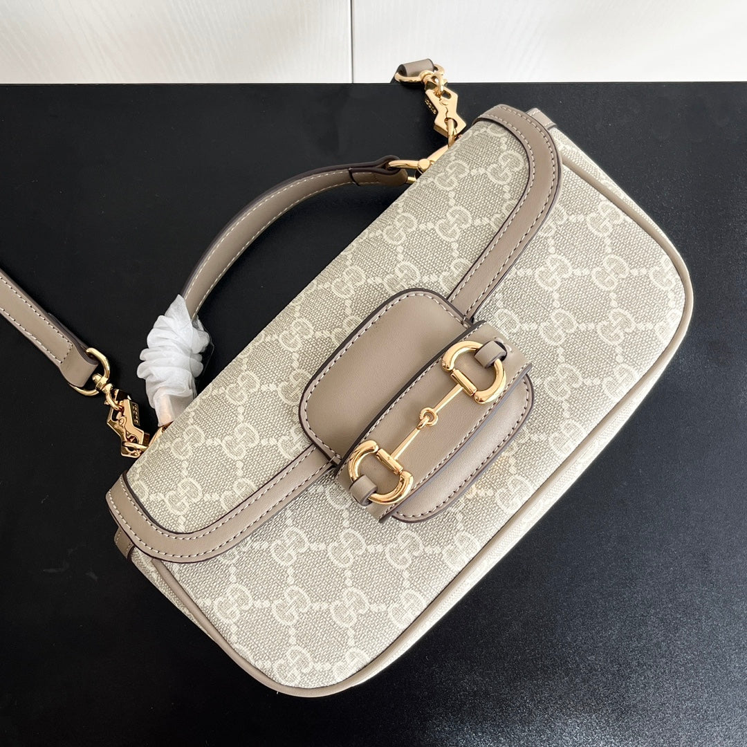 1XB55BDE Stylish leather bag