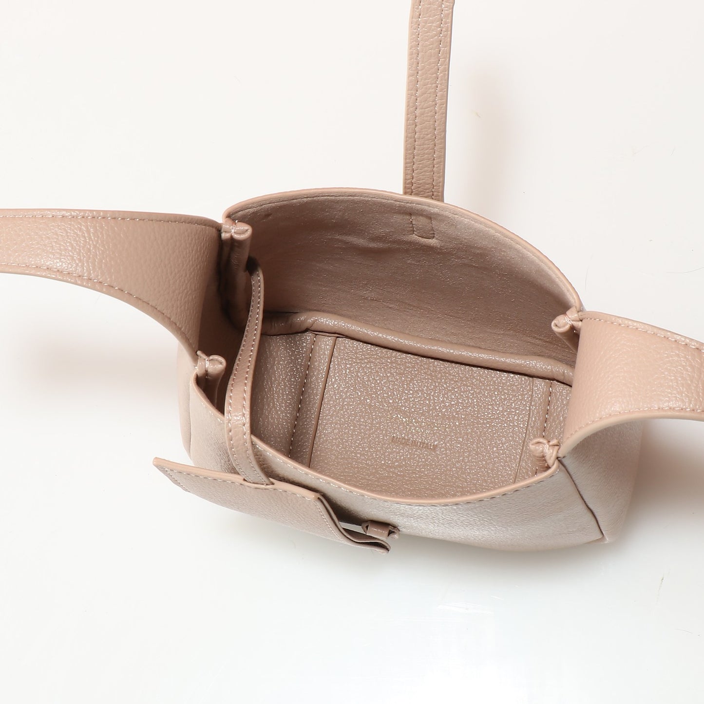 165NSL115BDE Stylish leather bag