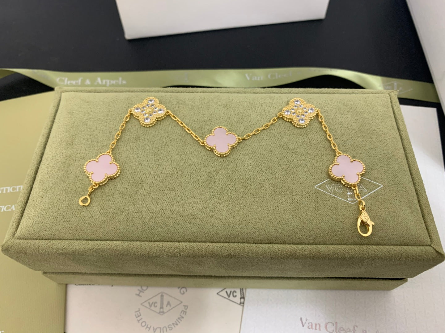 5XVA179KDE Stylish bracelets 5 flowers normal size1.5cm flower