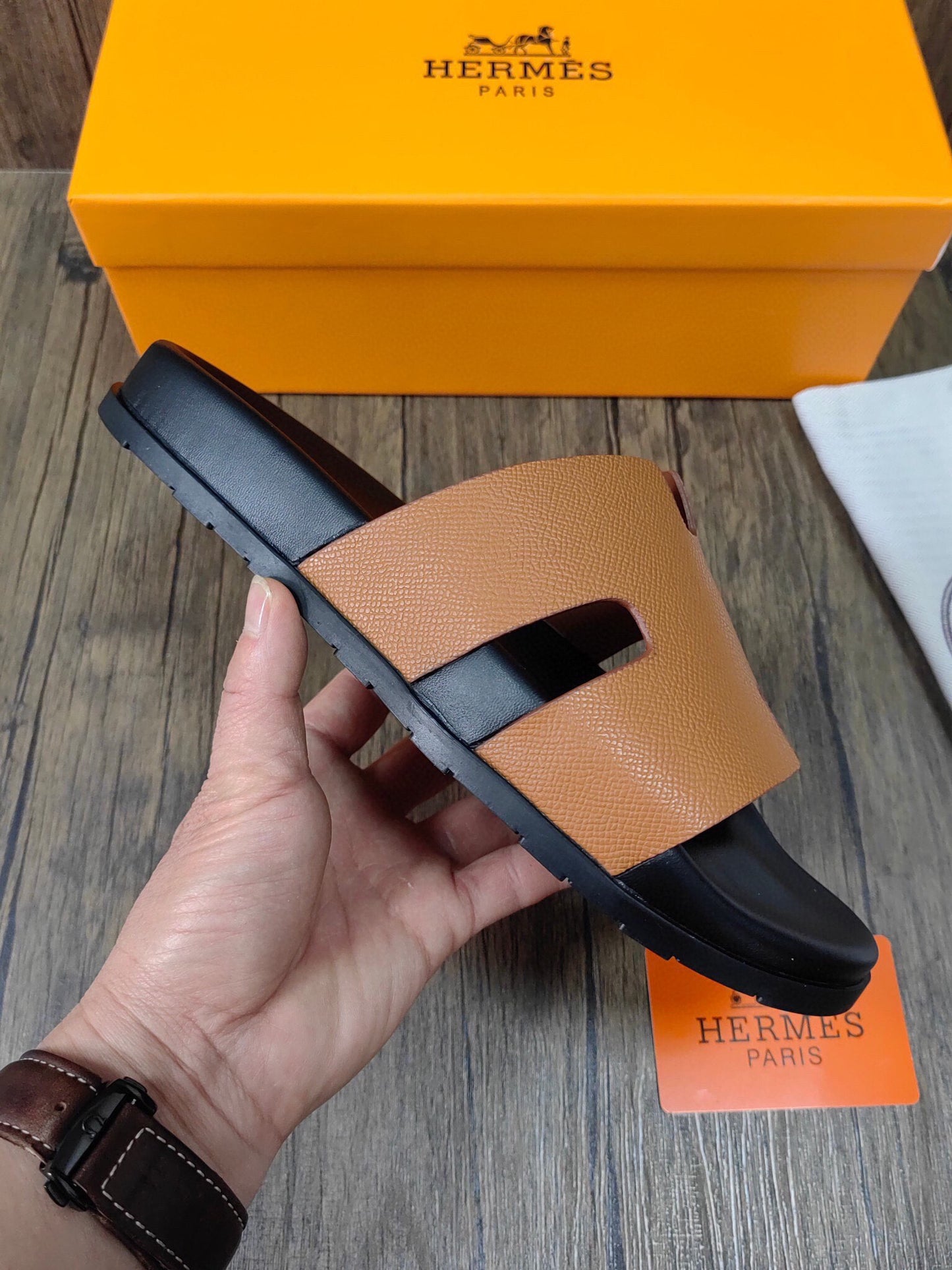 5YH60ZDE Stylish Slippers