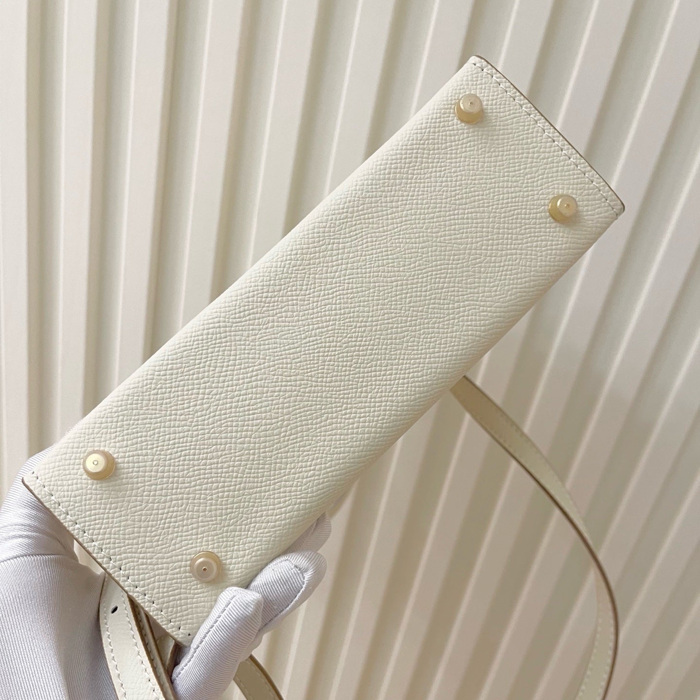 2WH26BDE Stylish leather bag