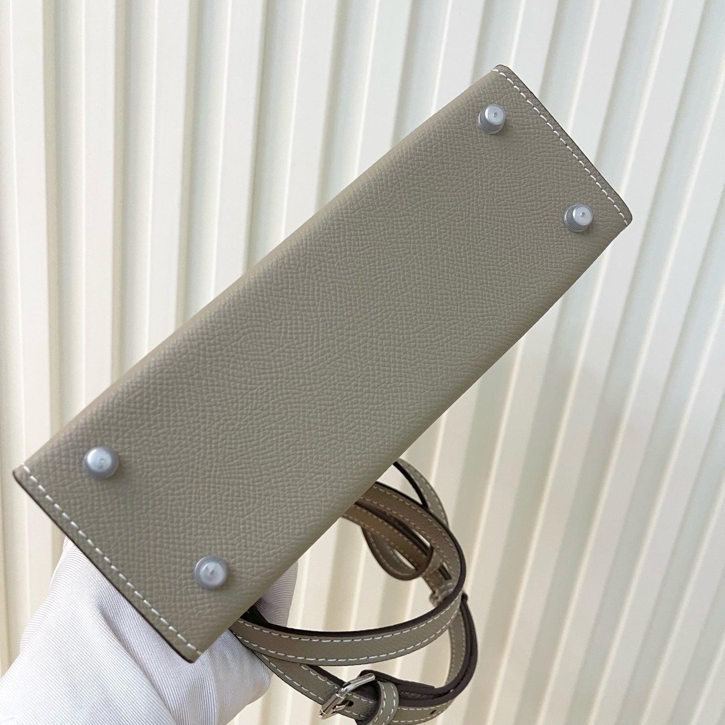 2WH27BDE Stylish leather bag