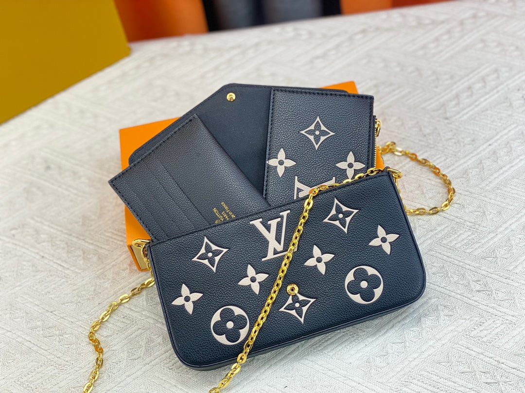 1XE173BDE Stylish leather bag 