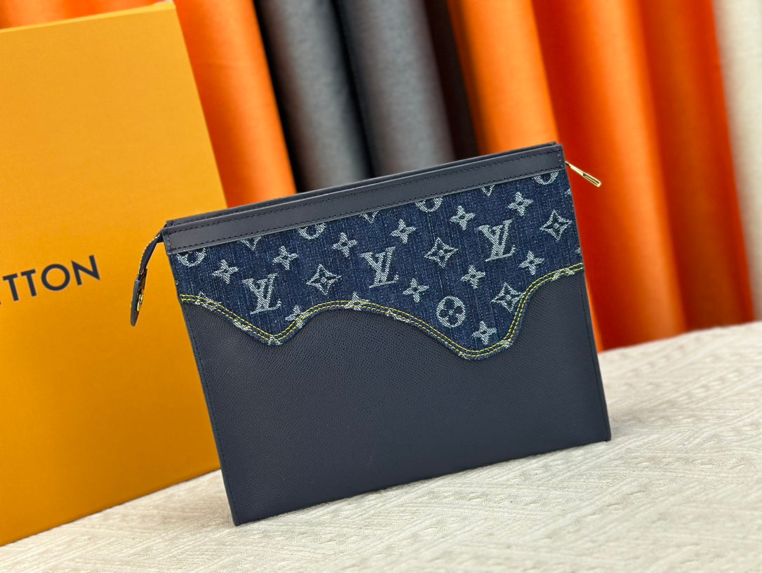 1XE397BDE Stylish leather bag