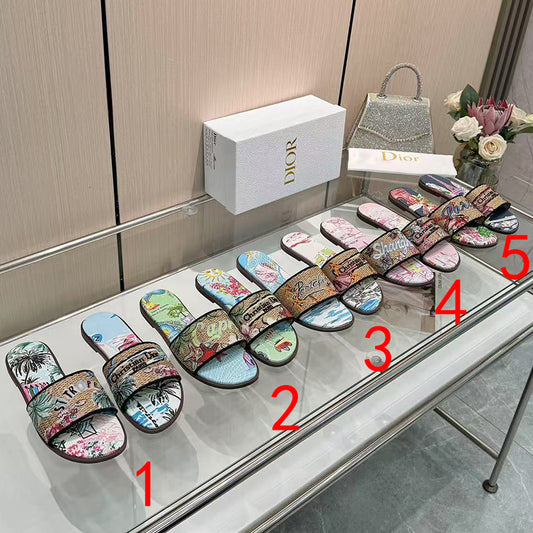 285ZD67ZDE Stylish  Peather Slippers