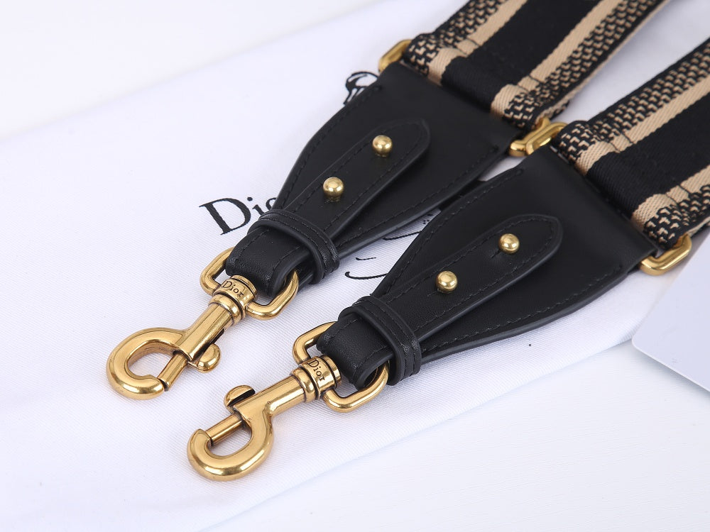 5D14BDE Stylish leather bag 