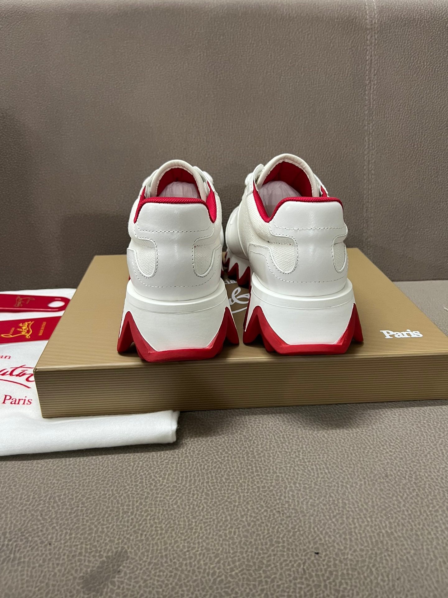 275NA15ZDE Stylish sneakers