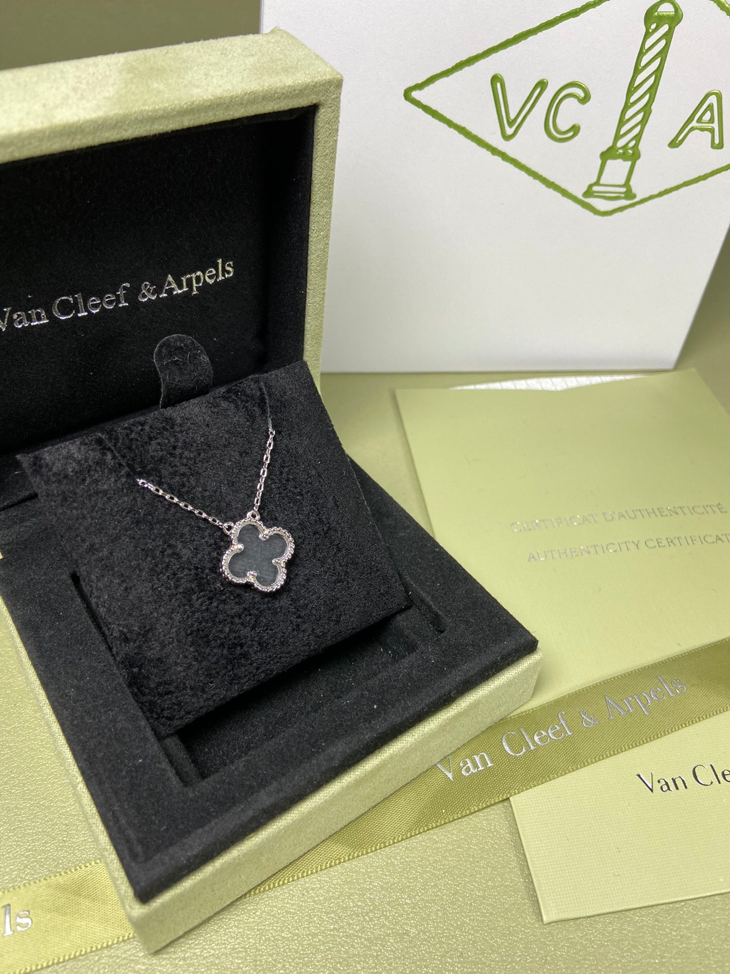 5XVA171XDE Stylish high quality bracelets,necklaces)