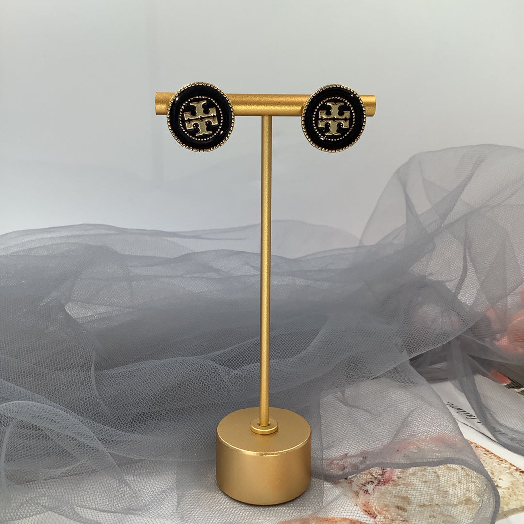 14A467EDE Stylish Earrings