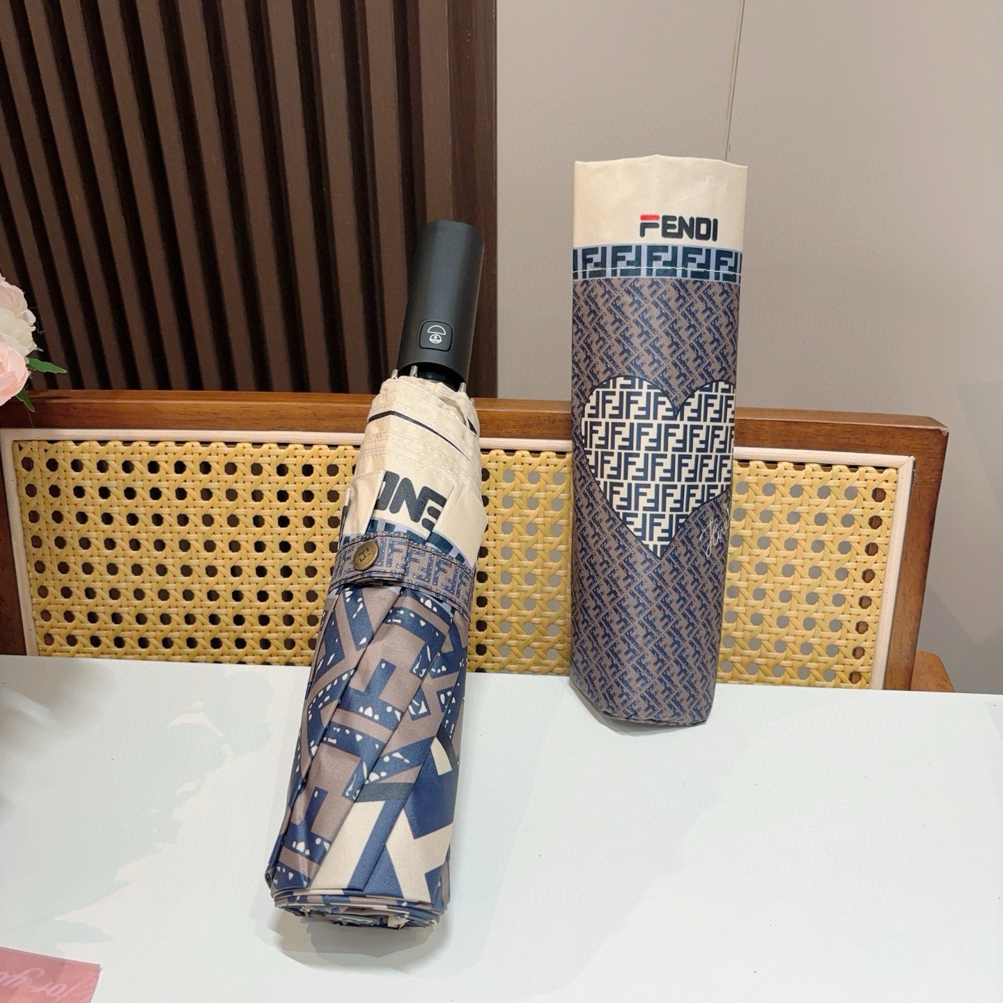 15RF122SDE Stylish UV resistant umbrella
