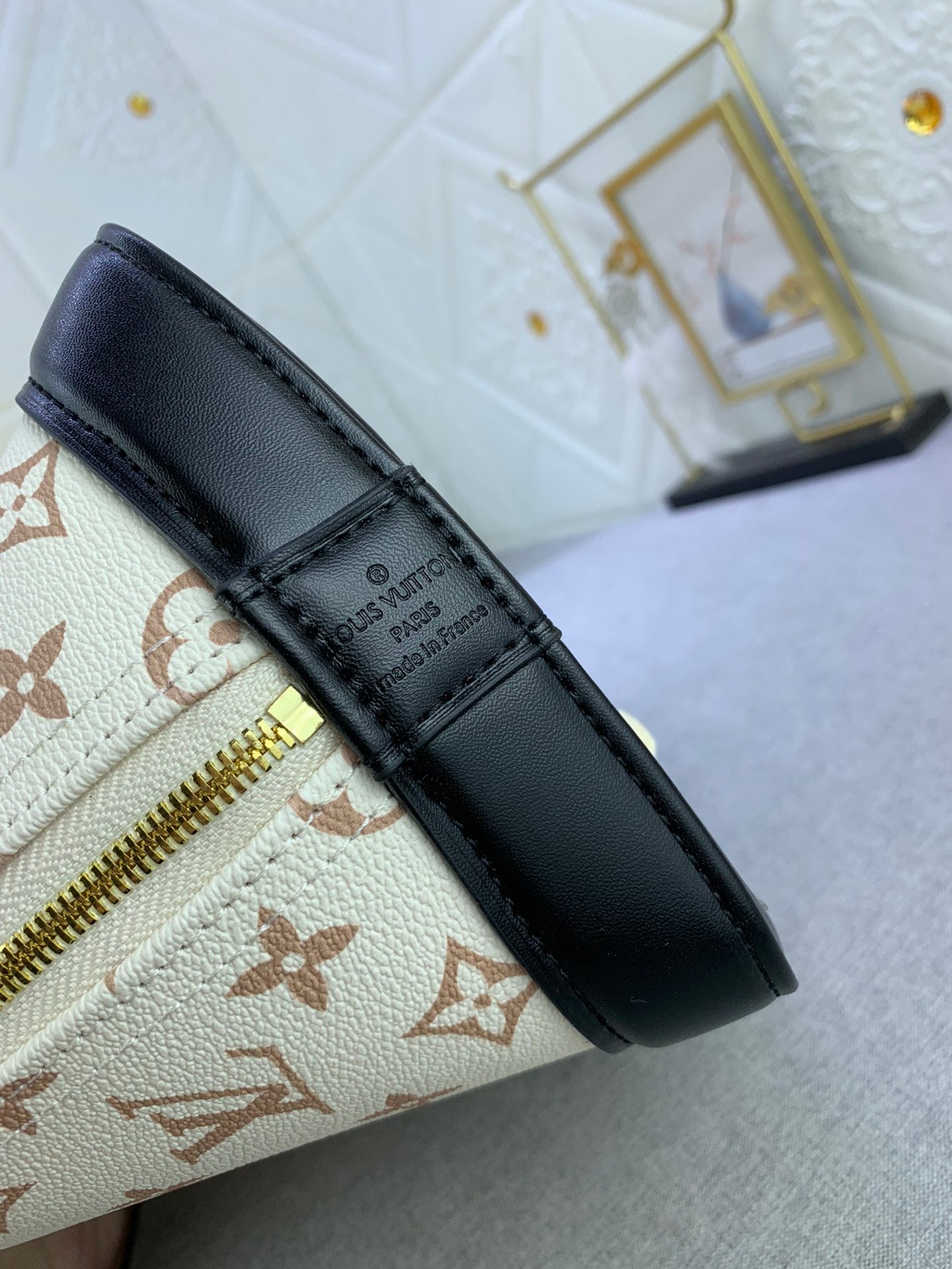 2XE336BDE Stylish leather bag 