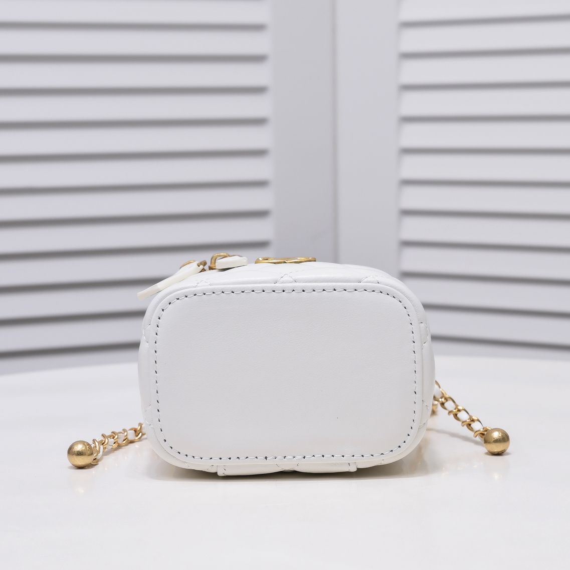 1XC45BDE Stylish leather bag 