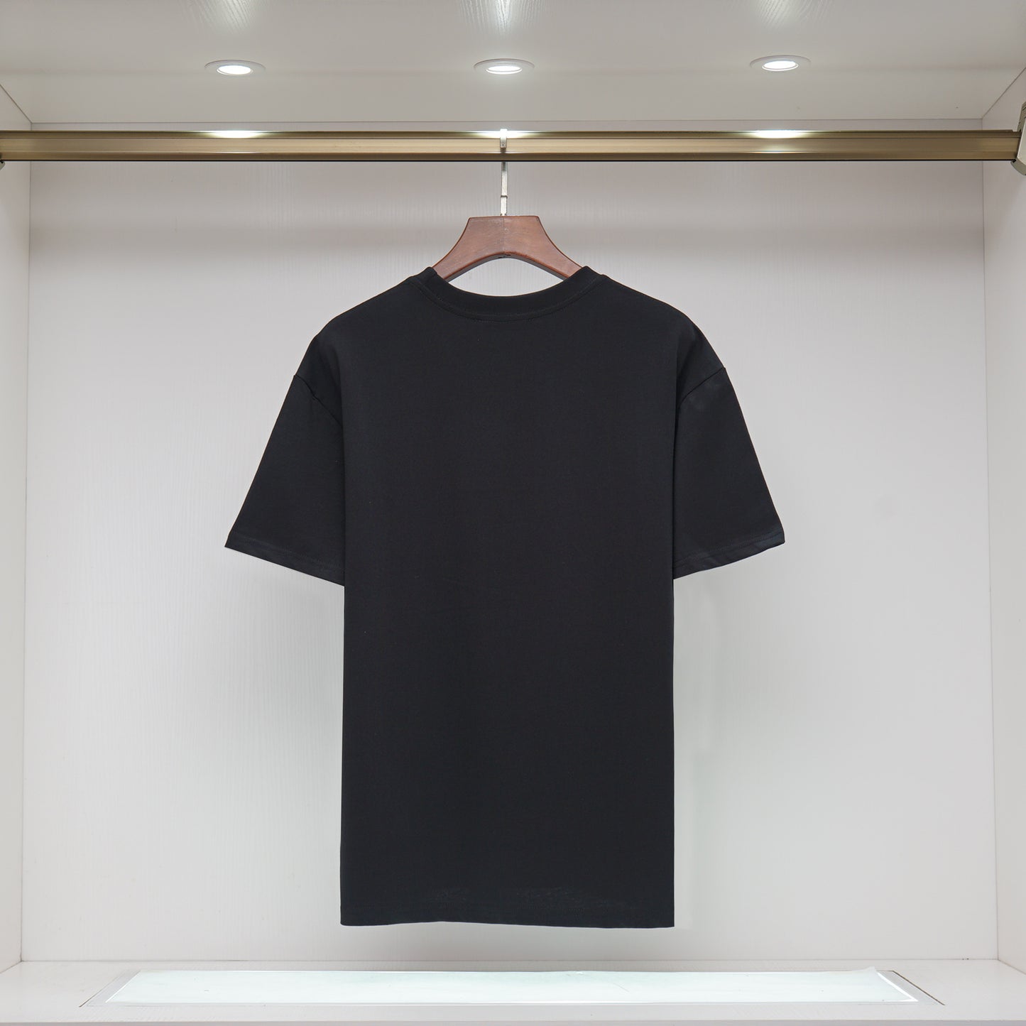 145NB6UDE Stylish T-shirt