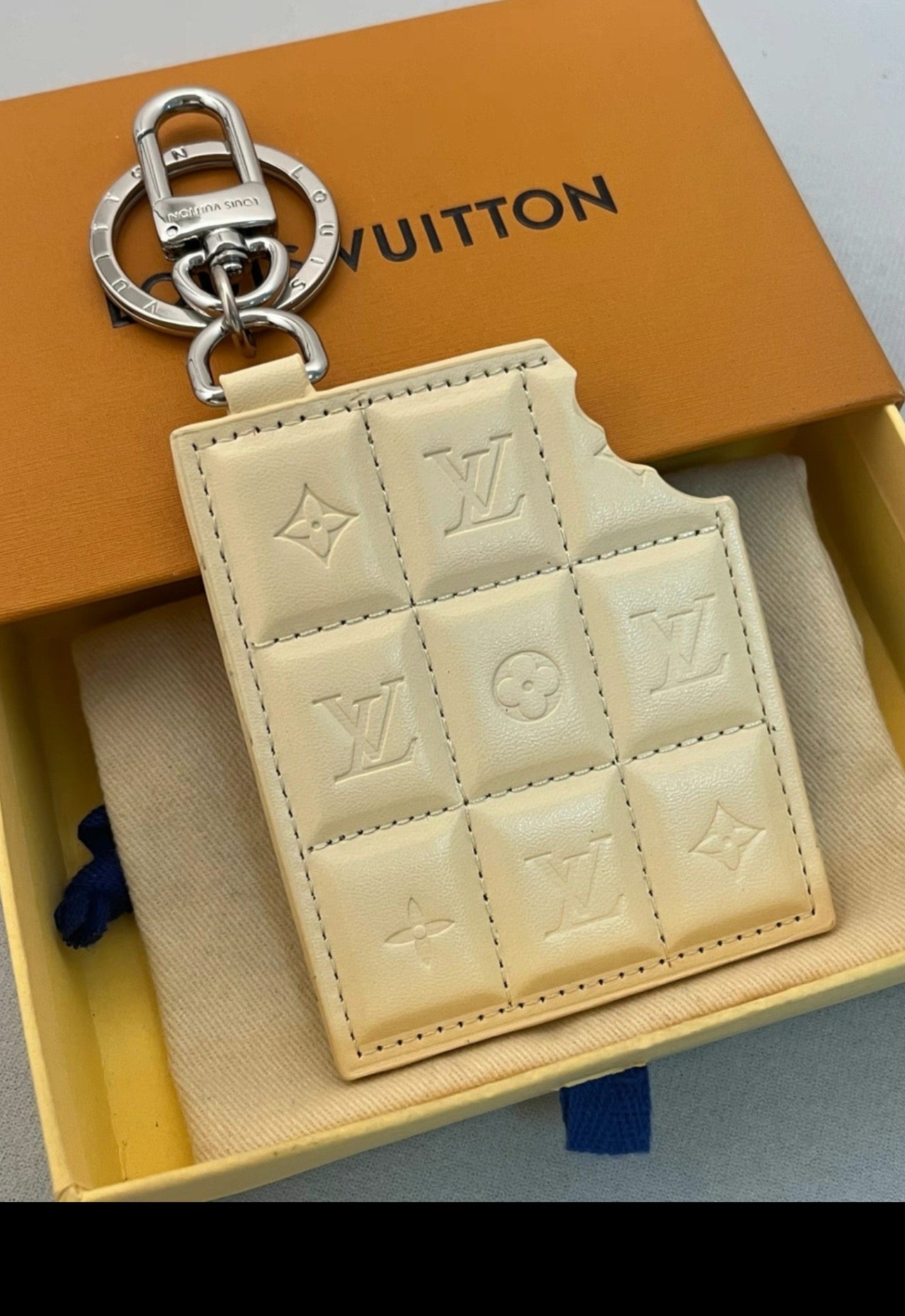 35RE6ADE Stylish bag 's charms accessories