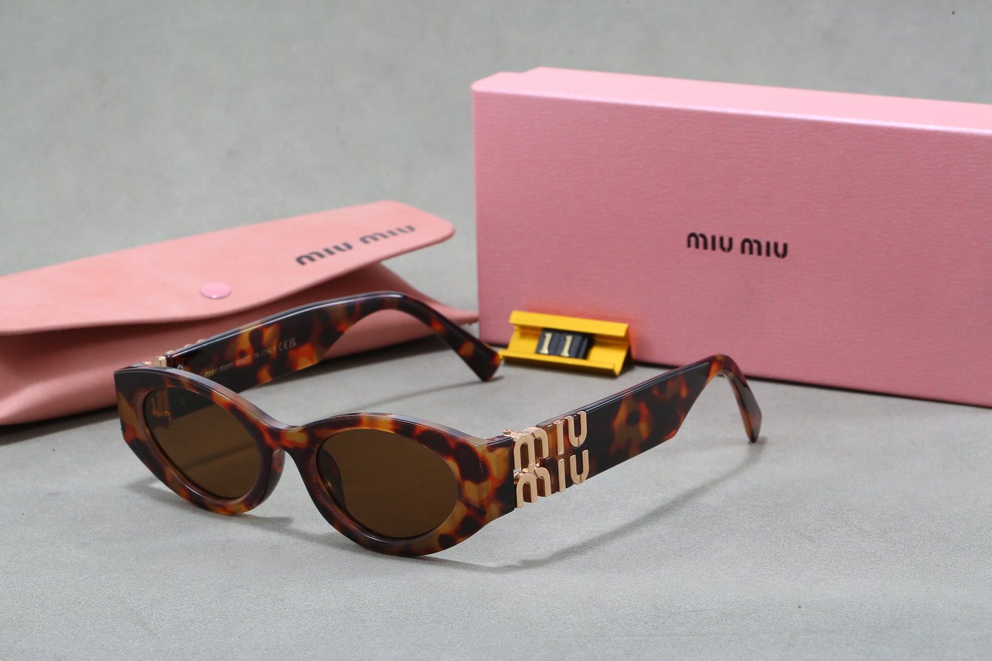 385RA24TDE Stylish Sunglasses