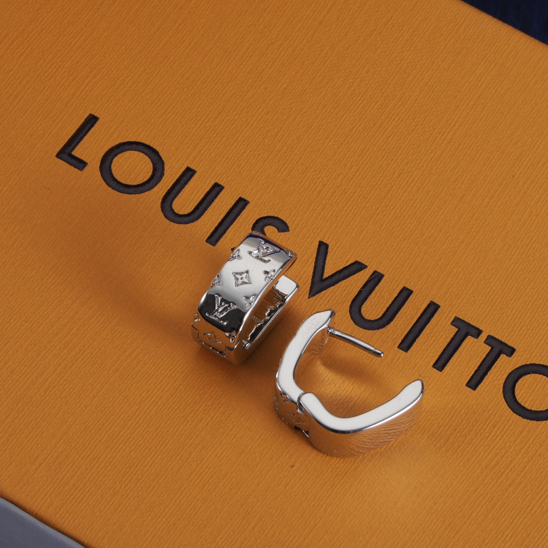 1XE614XDE Stylish Earrings