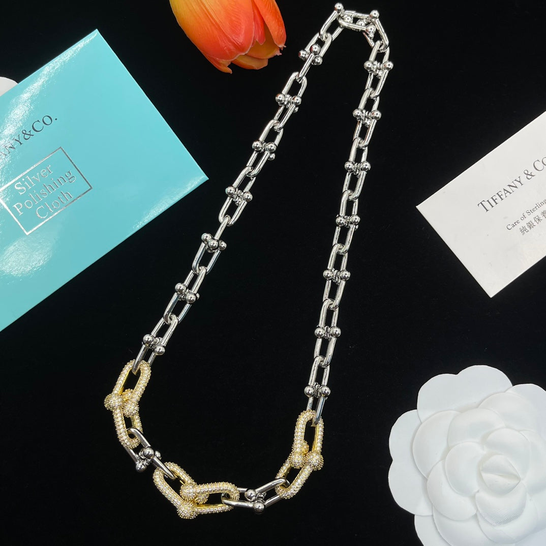 175RT5XDE Stylish Necklaces
