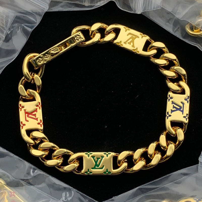 84B90EDE Stylish Bracelets