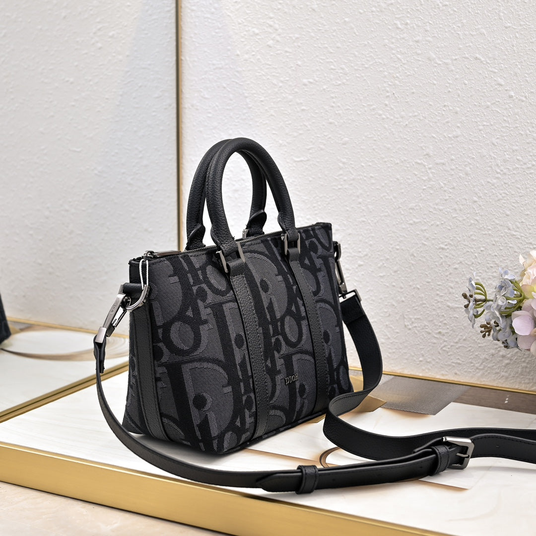 1XD65BDE Stylish bag