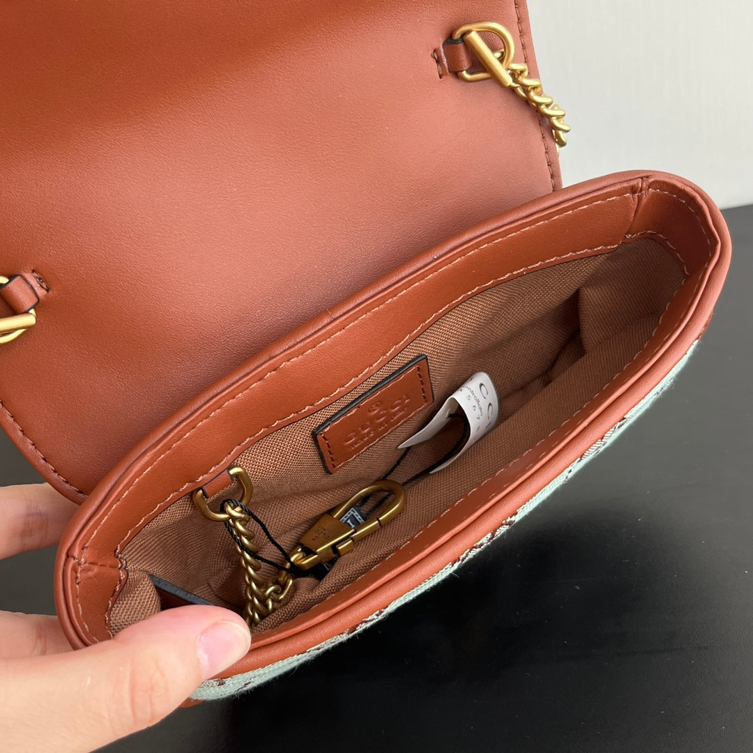 2WB30BDE Stylish bag