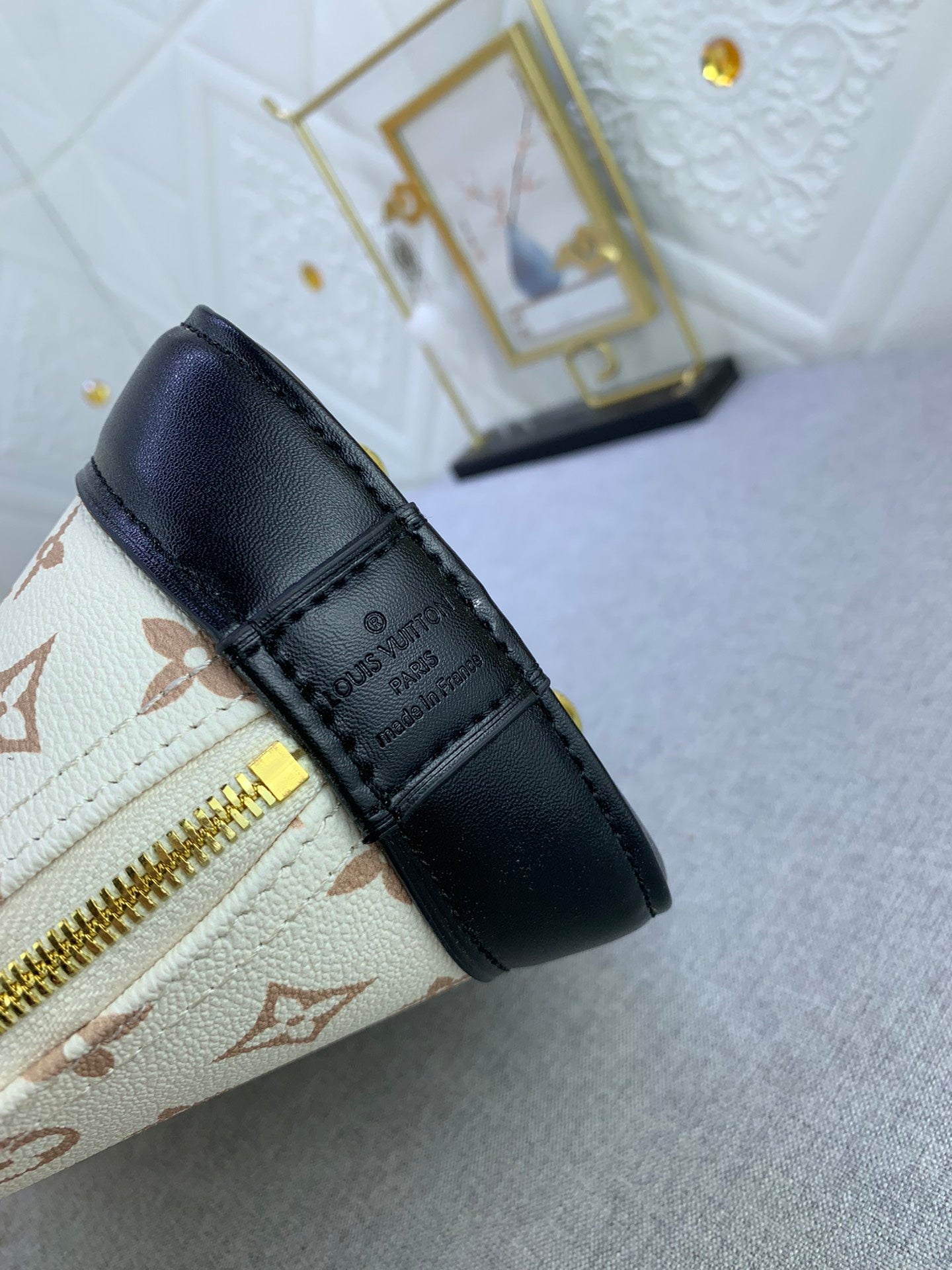 2XE336BDE Stylish leather bag 