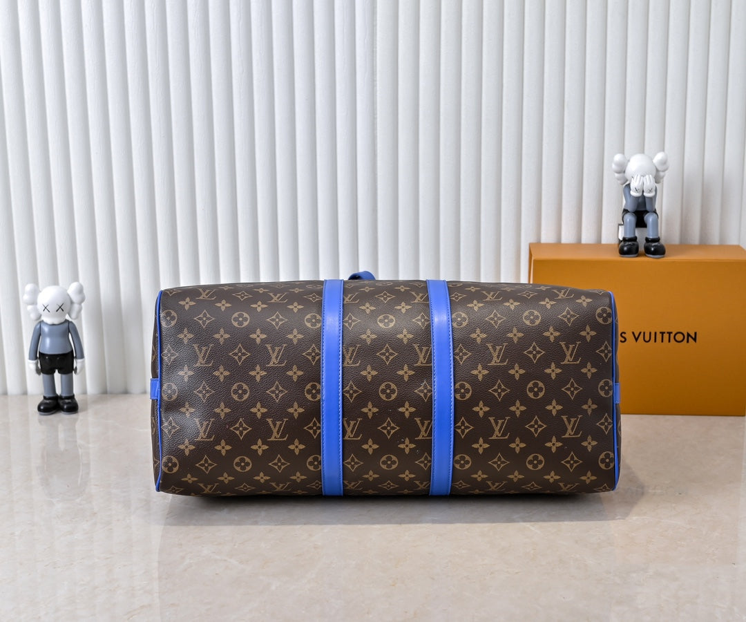 165NE88BDE Stylish leather luggage bags