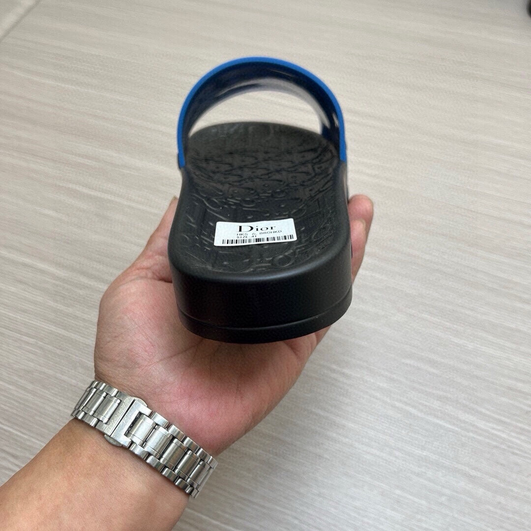 5LD212ZDE Stylish Slippers