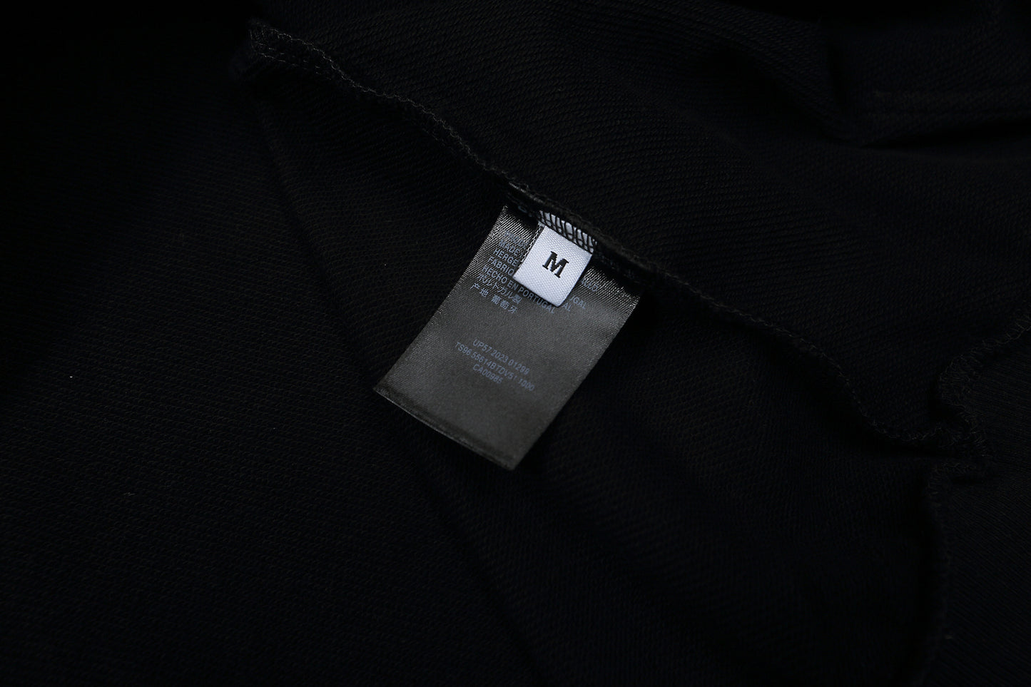 85ZJ160UDE Stylish Sweaters