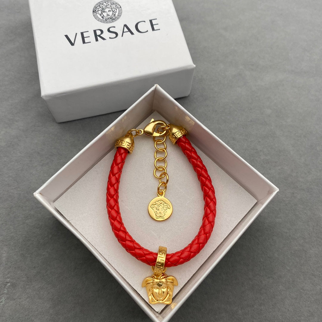 14V409KDE Stylish Bracelets