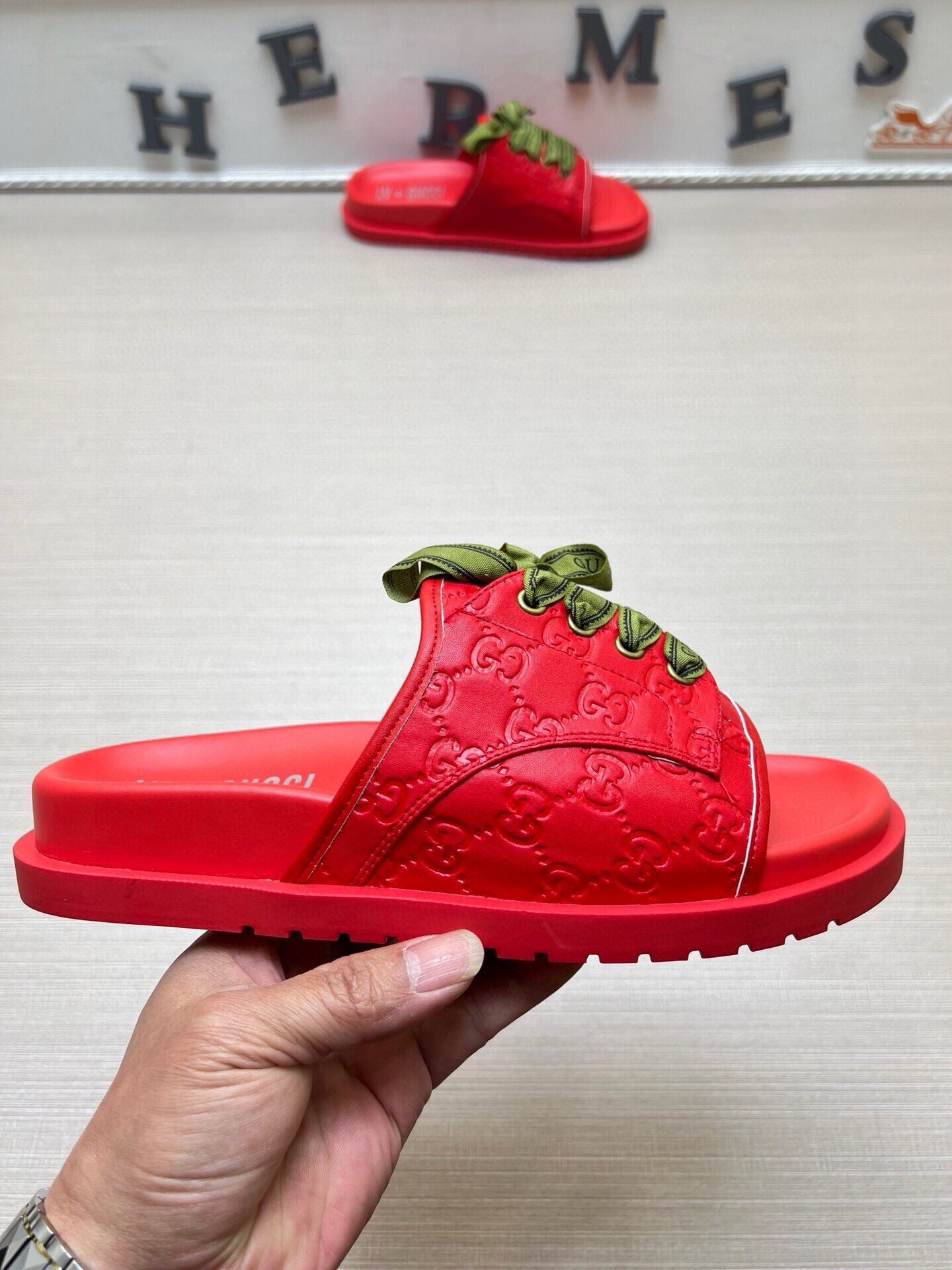 5WB242ZDE Stylish Slippers