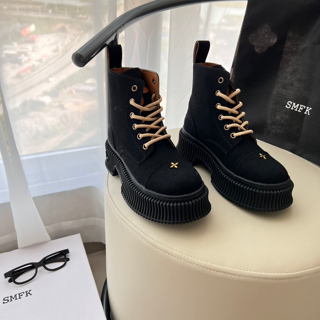 1JA18ZDE Stylish boots