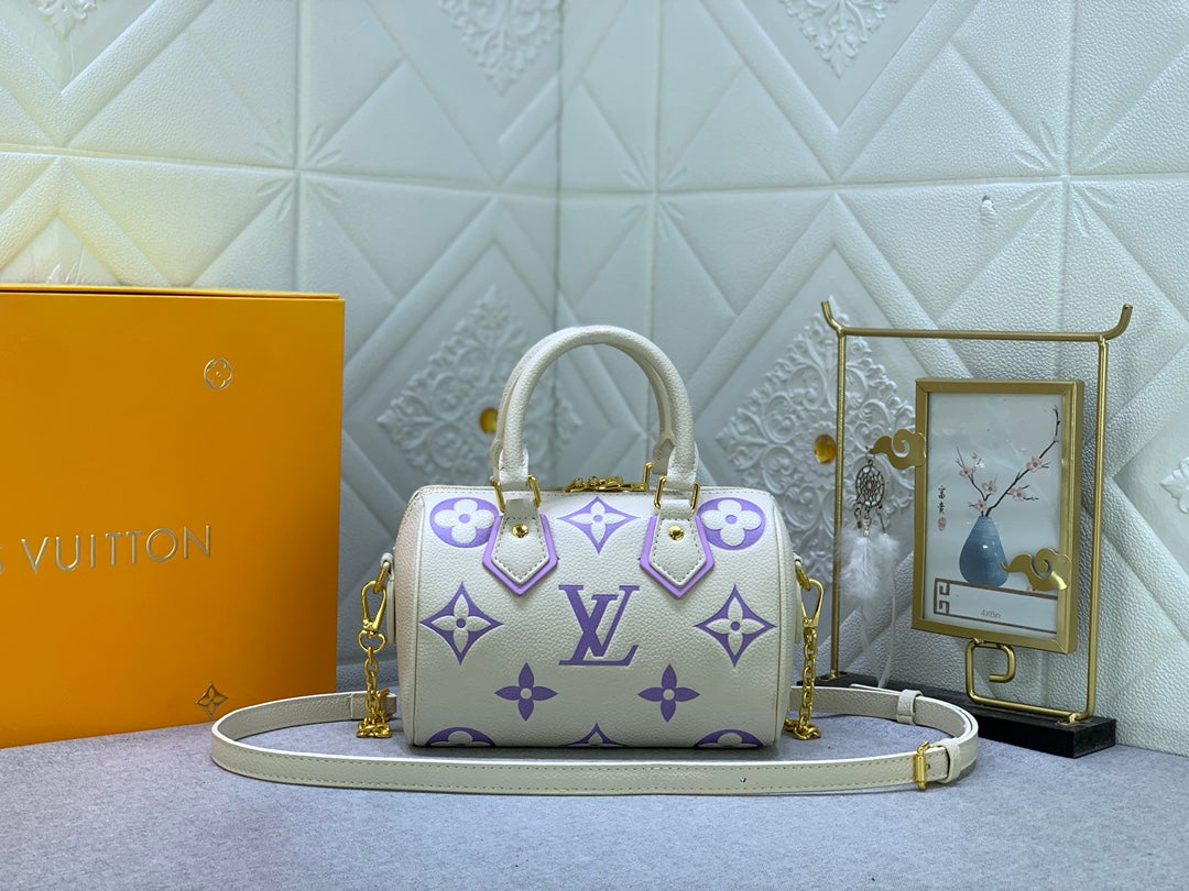 2XE264BDE Stylish leather bag 