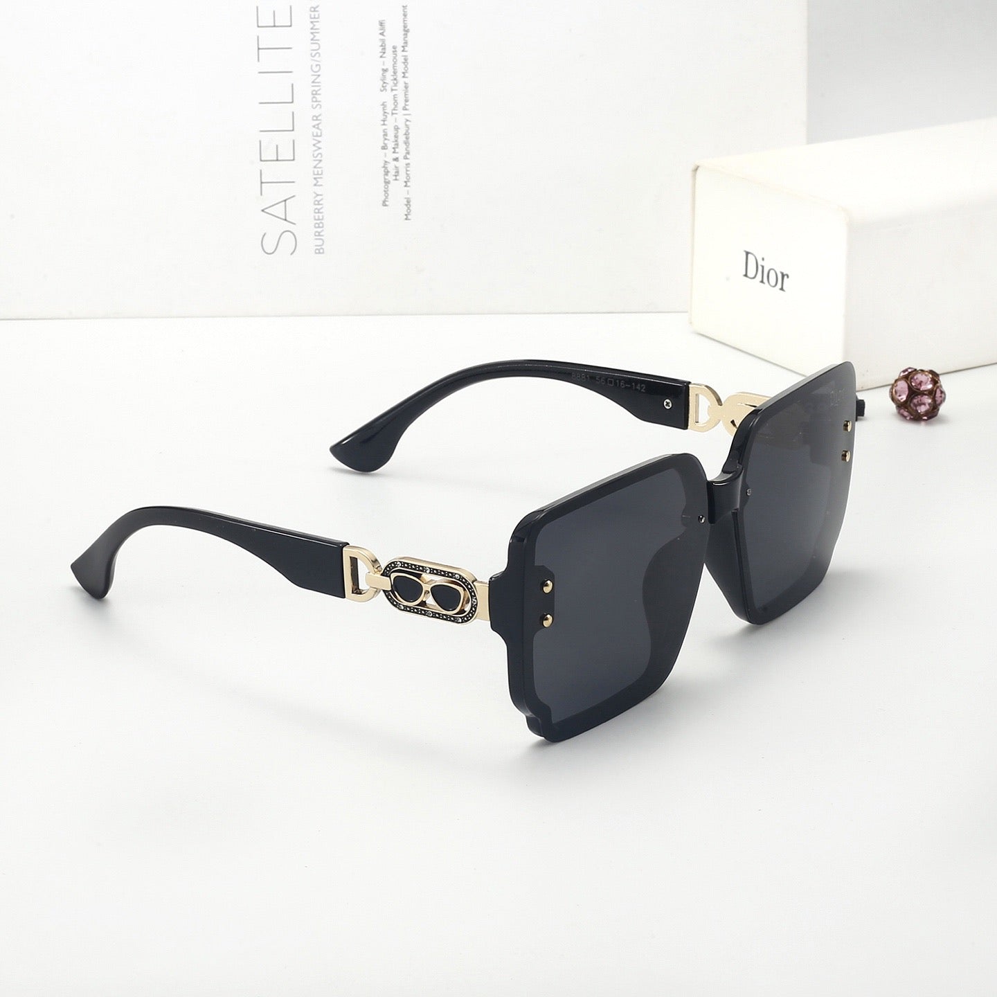 285RD3TDE Stylish Sunglasses