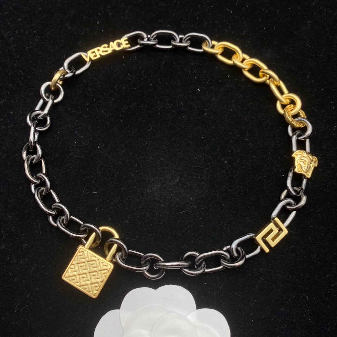 175RV97XDE Stylish Necklace