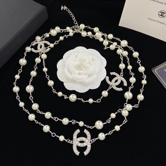 14C825KDE Stylish Necklaces