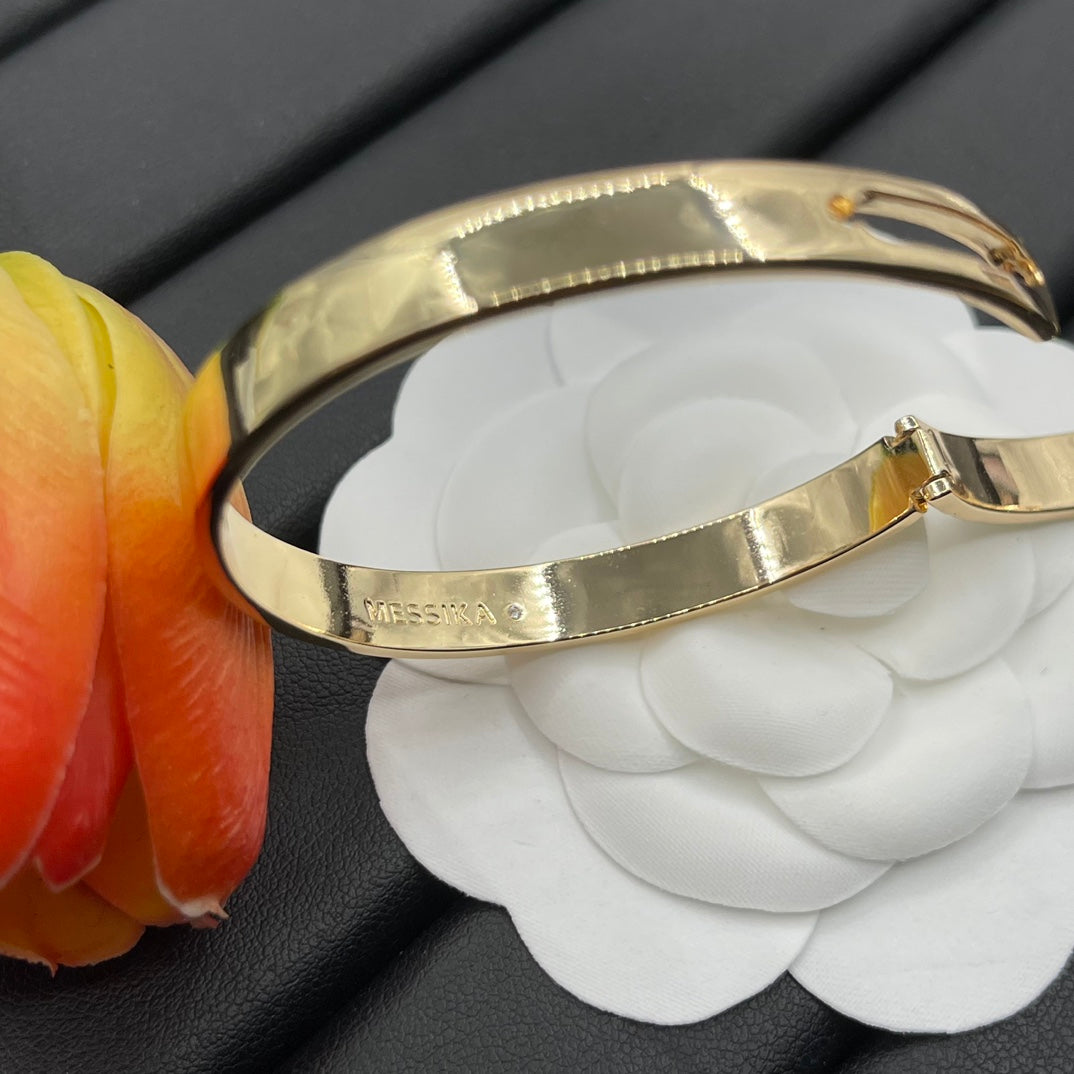 14A763KDE Stylish Bracelets