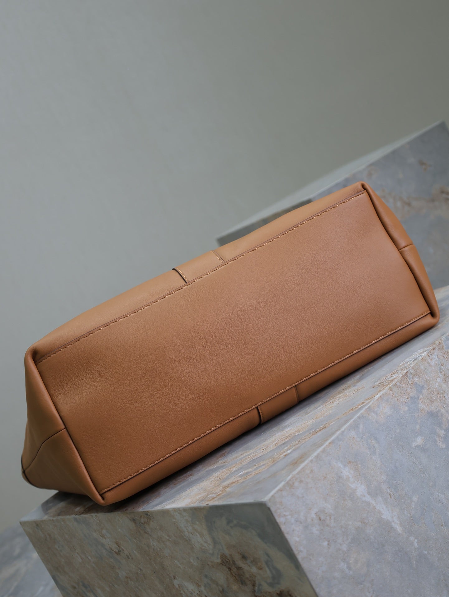 1XSL85BDE Stylish leather bag