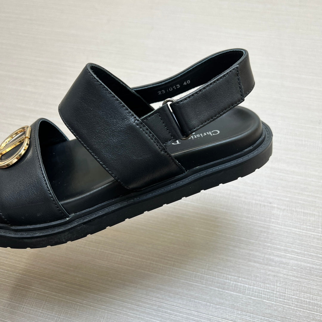 54D115ZDE Stylish slippers